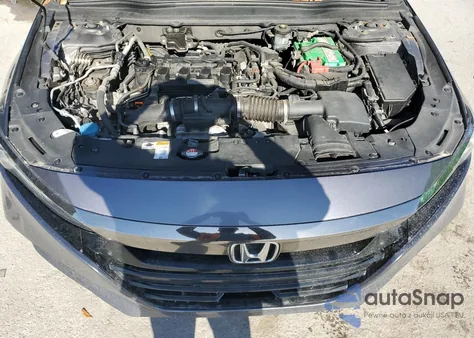 2018 Honda Accord Sport from USA, damaged, VIN 1HGCV1F3XJA228395